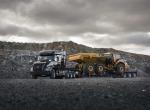 Volvo VNX 740 8x6 Tridem 2018 года